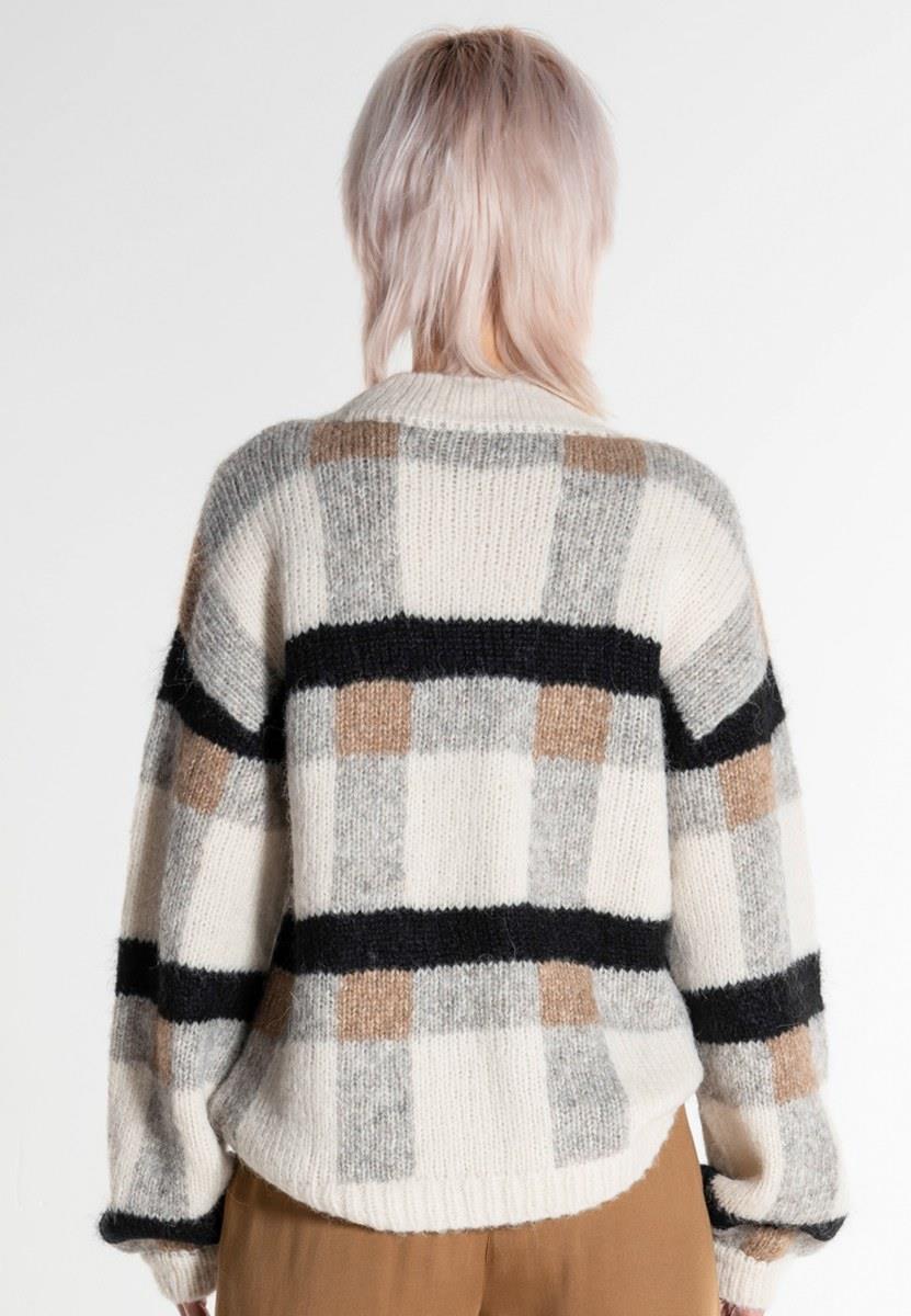 Check Pullover
