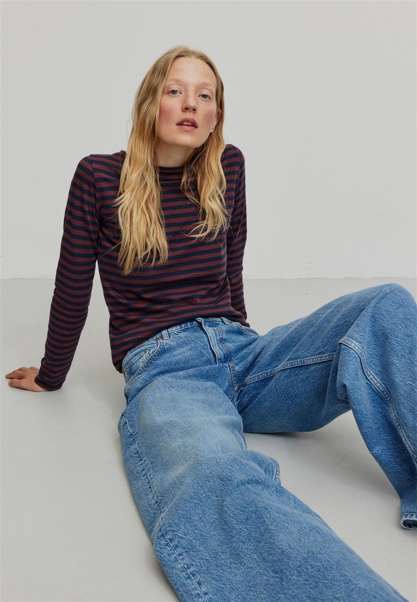 Longsleeve Iris Stripes