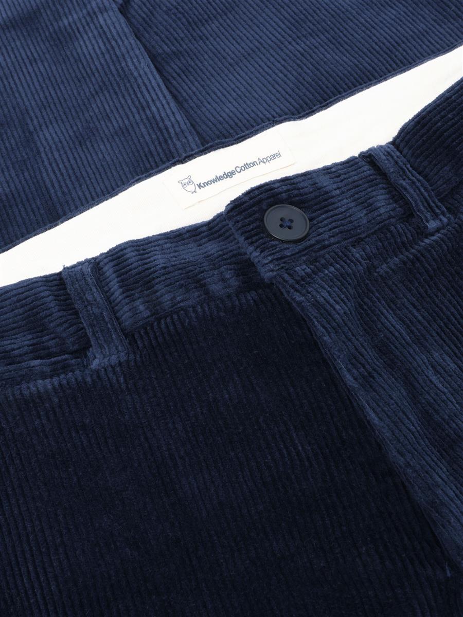 Chuck Regular 8-Wales Corduroy Chino Pants
