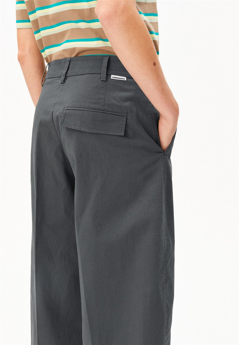 Barrel Leg Twill Pant