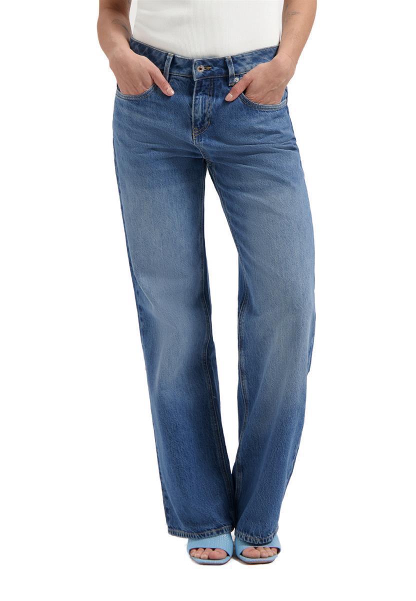 Lena Low Loose
