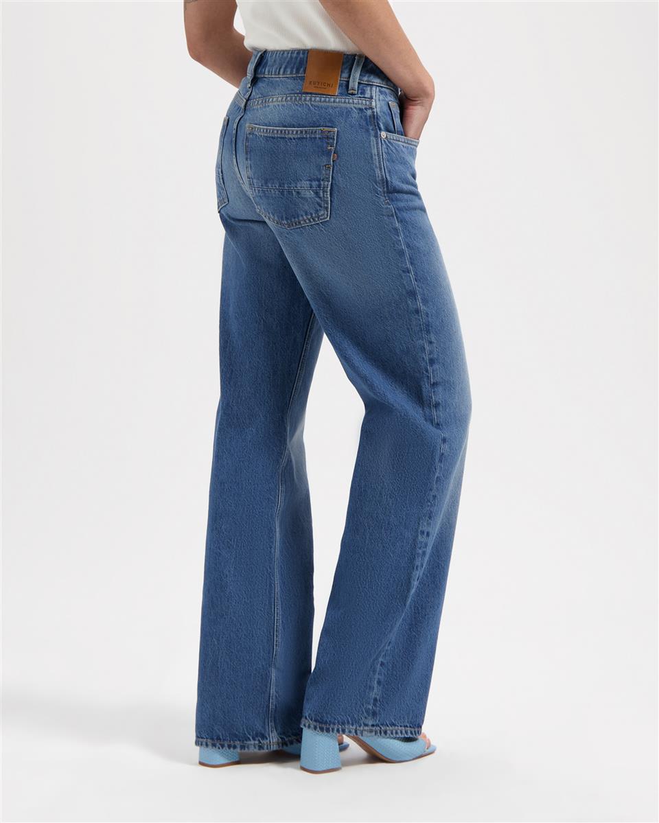 Lena Low Loose