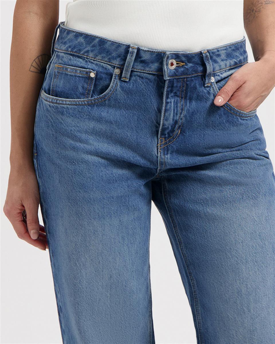 Lena Low Loose