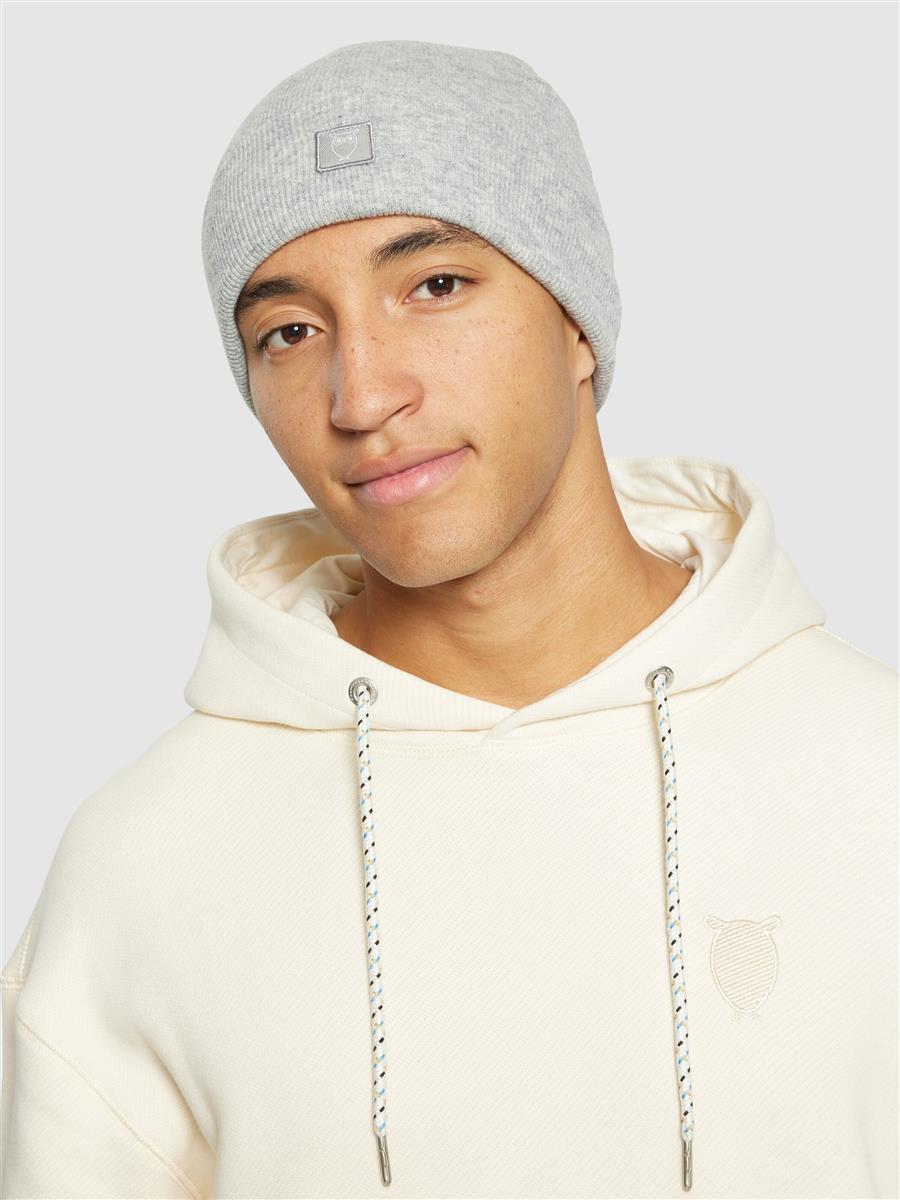 LEAF organic wool beanie
