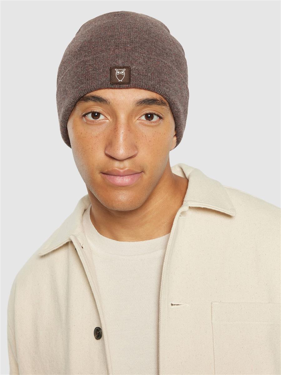 LEAF organic wool beanie