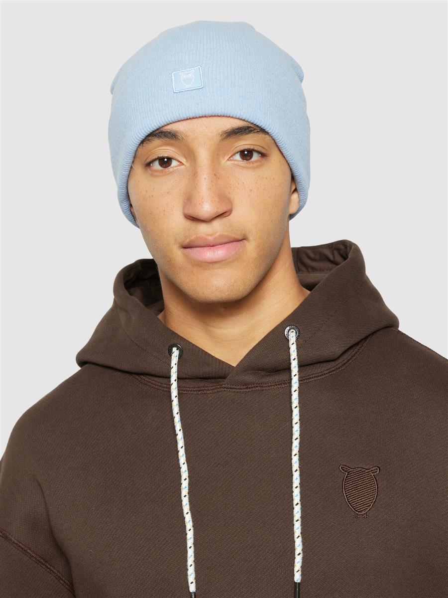 LEAF organic wool beanie