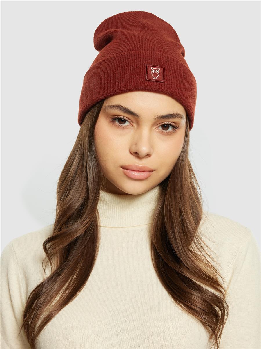 LEAF organic wool beanie