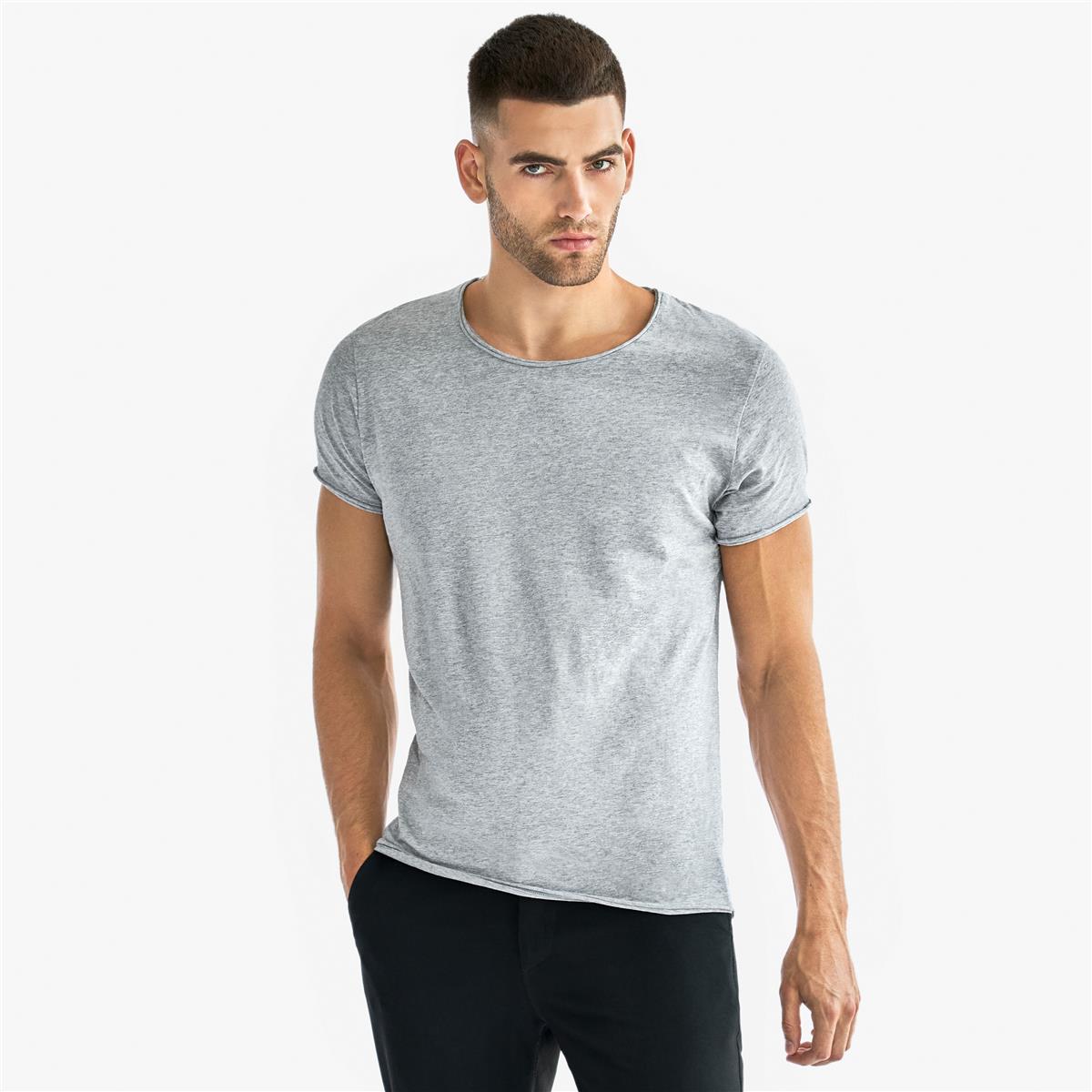 Men Crew-Neck Relaxed