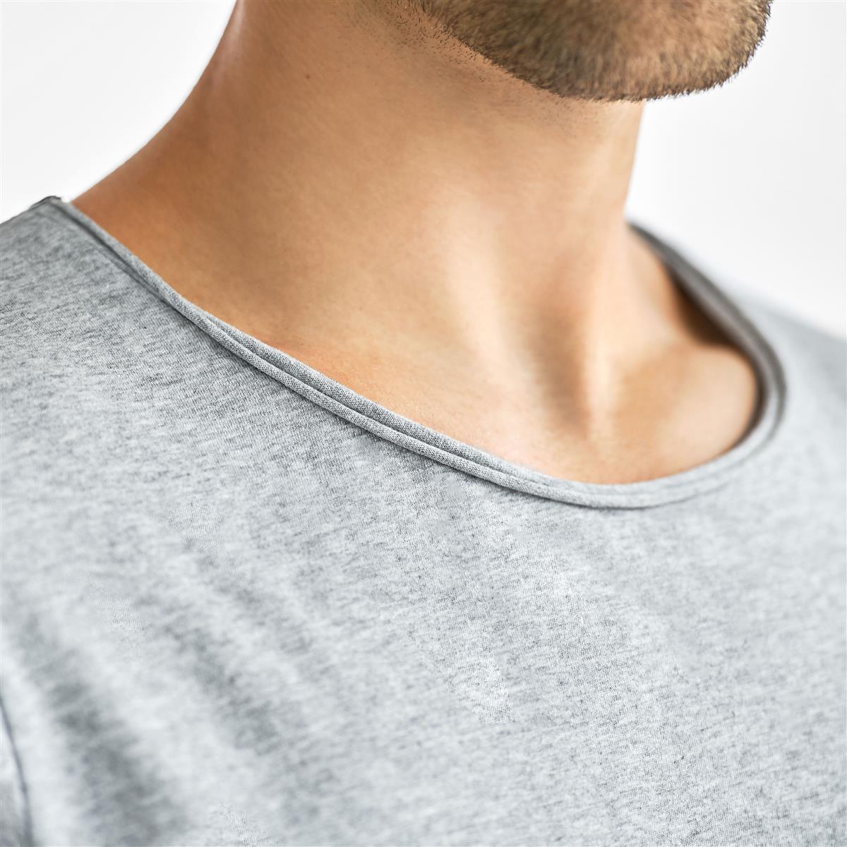 Men Crew-Neck Relaxed