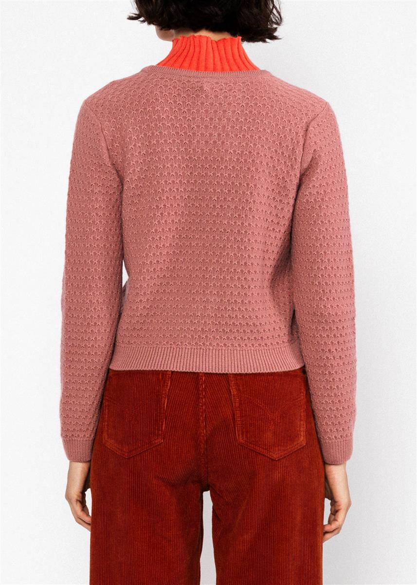 Cardigan Chic Bubbles