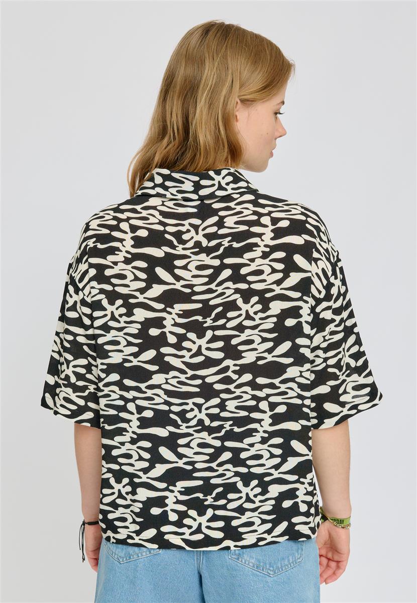 Printed Short Sleeve Crinkle Shirt