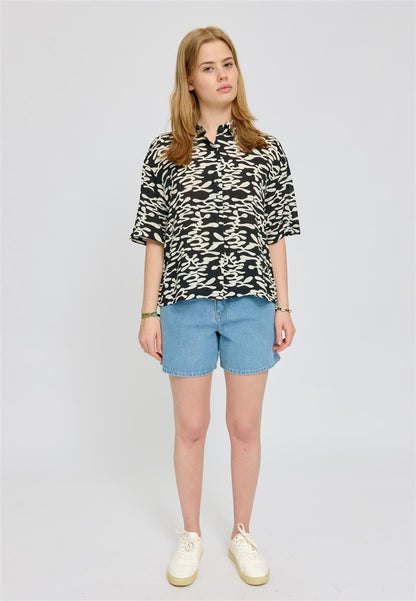 Printed Short Sleeve Crinkle Shirt