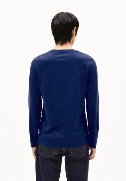 Jaames Longsleeve