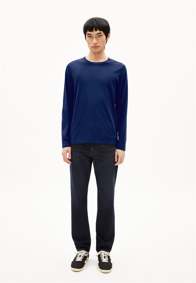 Jaames Longsleeve