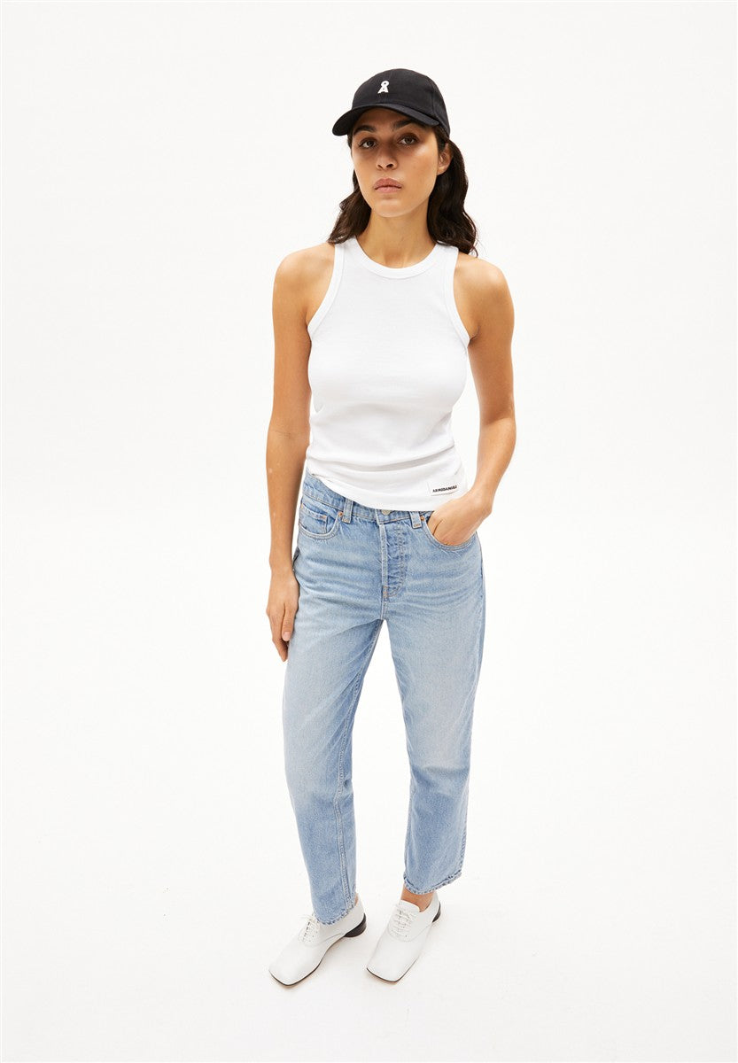 Aaikala High Straight Jean