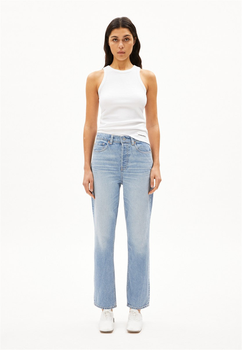 Aaikala High Straight Jean