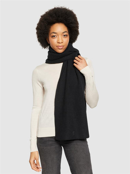 Rib Knit Scarf