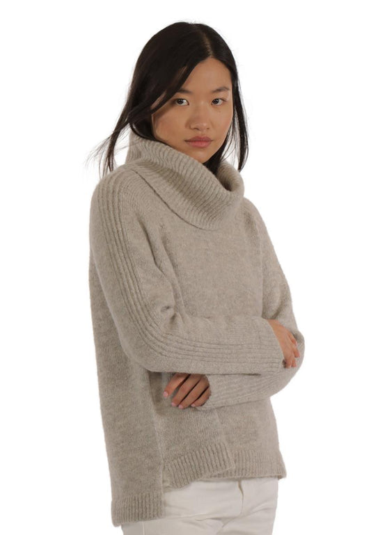 Bleuenn - Turtle Neck Sweater