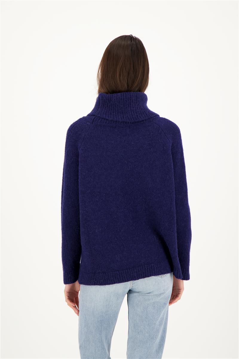 Bleuenn Turtle Neck Sweater