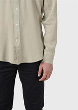 Laden Sie das Bild in den Galerie-Viewer, Justin Shirt
