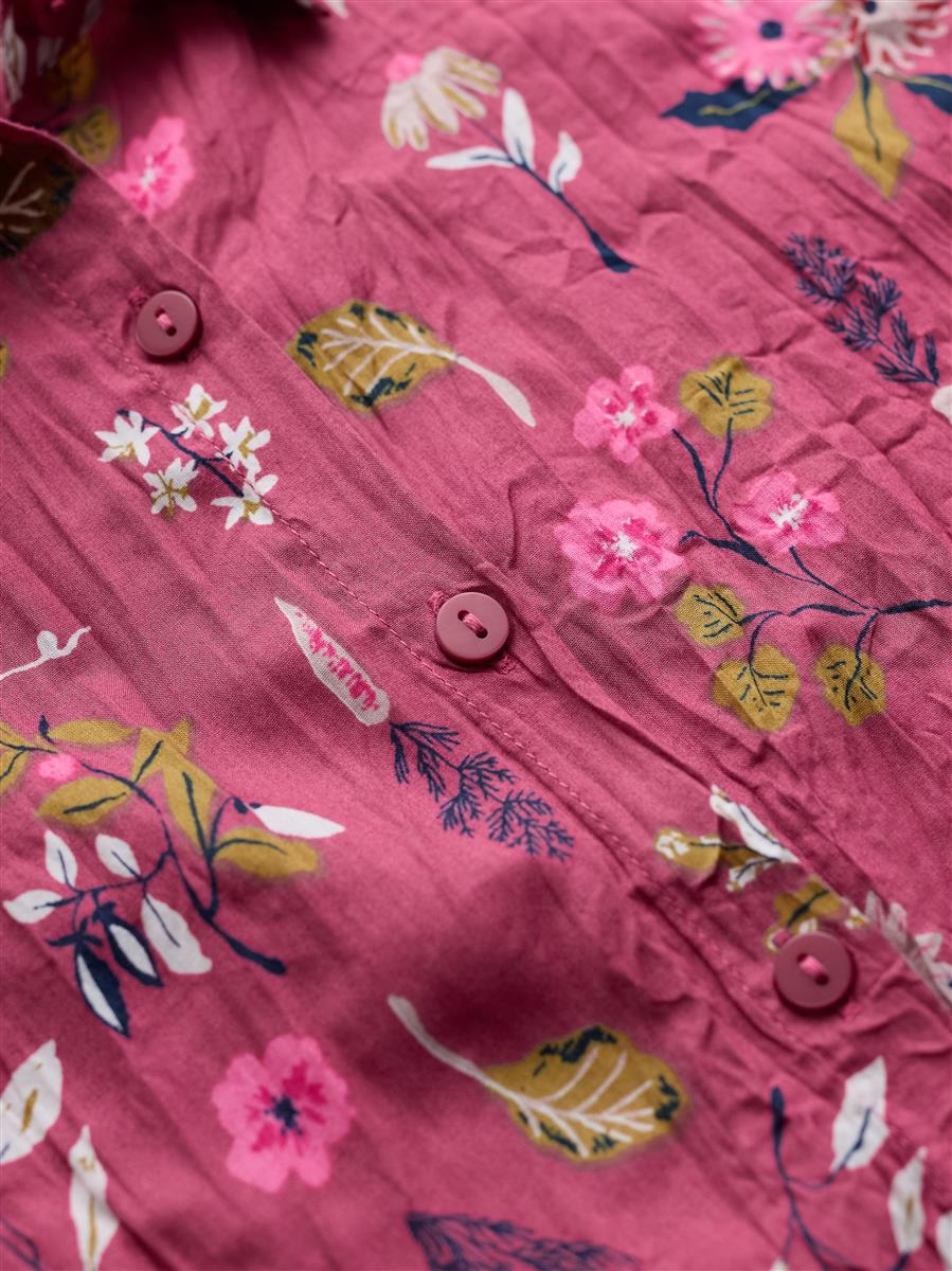 Larissa Shirt