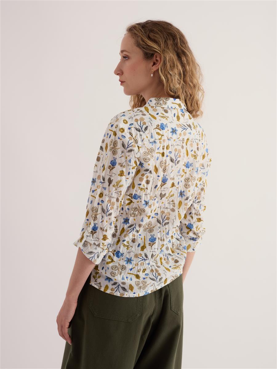 Larissa Shirt