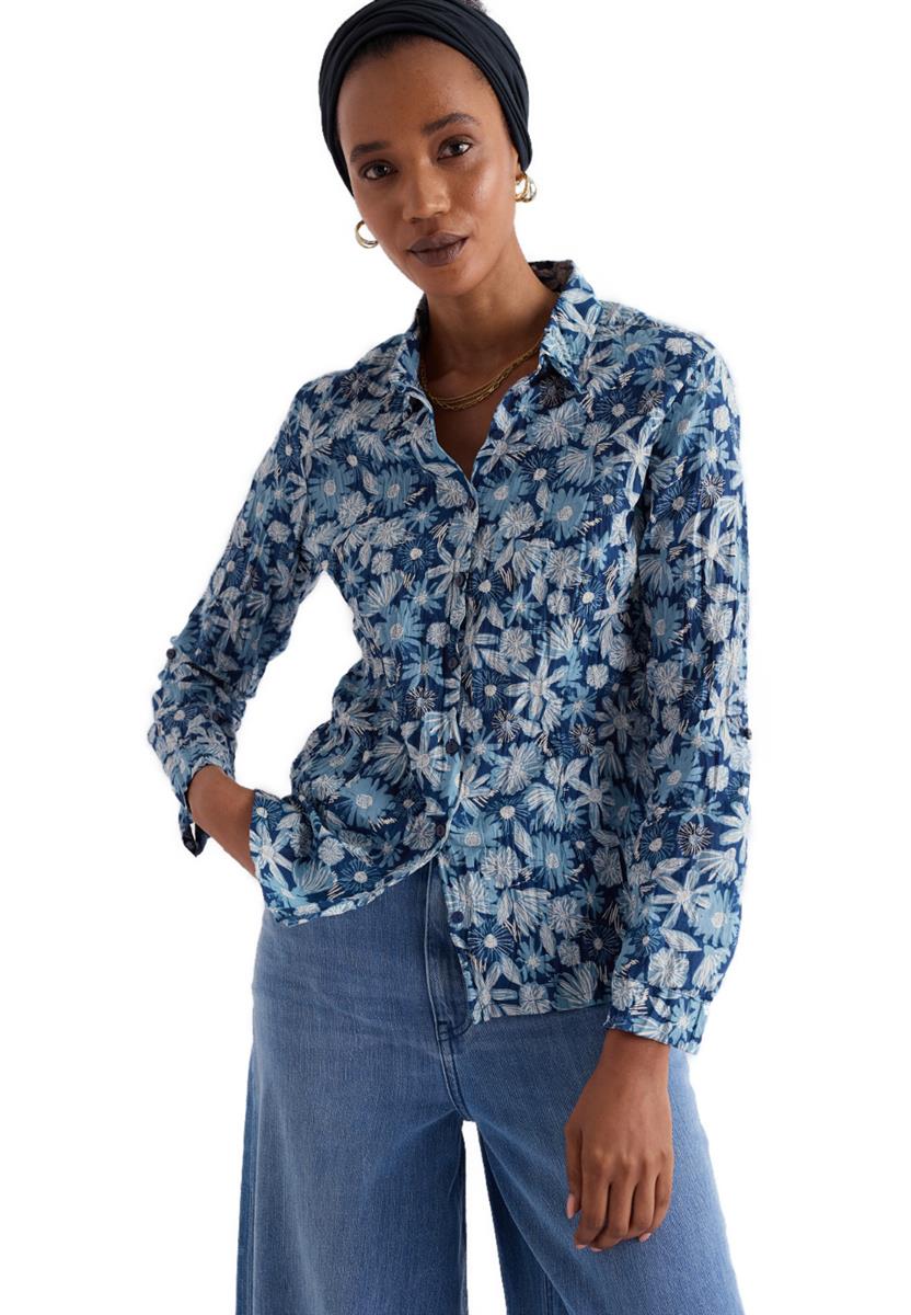 Larissa Shirt