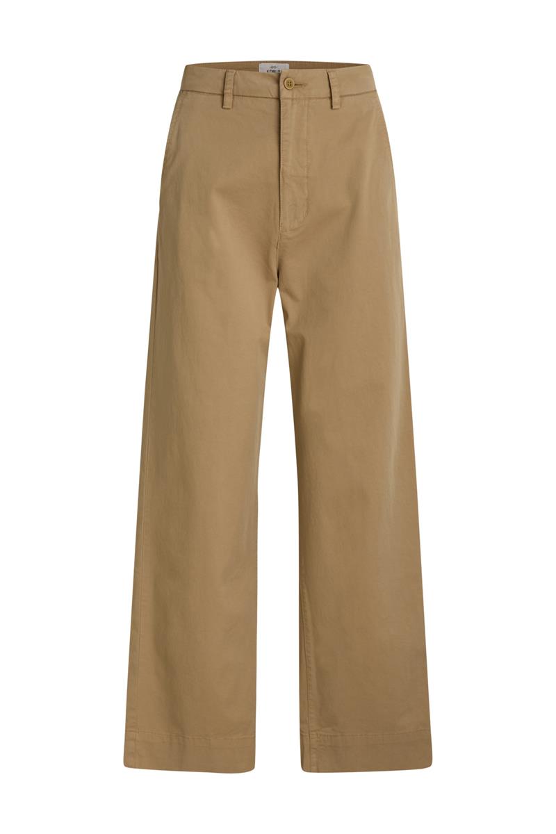 Lydia Pant