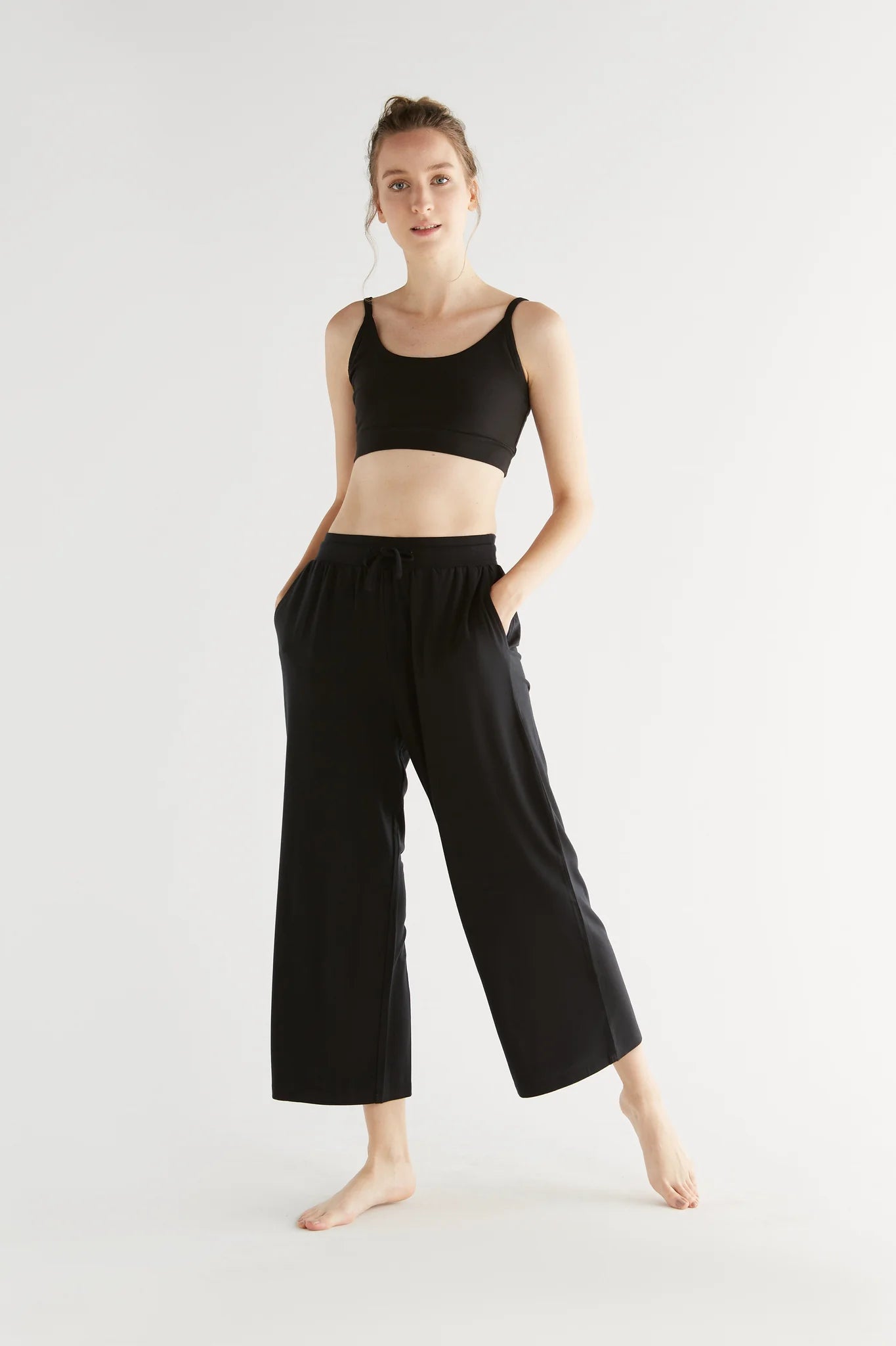 W's Wide Leg Pants