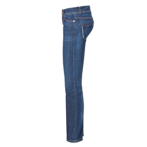Zu sehen ist die Straight Jeans mit einem klassichen, geraden Schnitt von Goodsociety aus Bio-Baumwolle