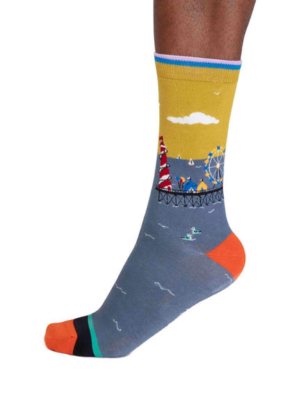 Dae Seaside Scene Socks